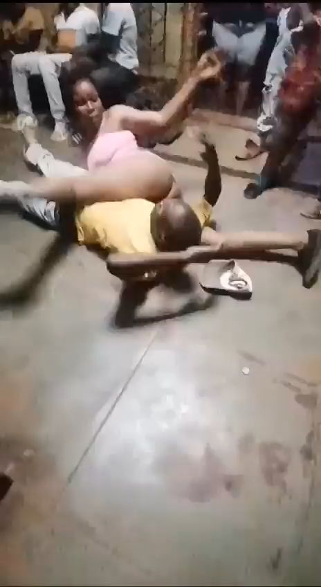 Fucking on a tavern dancefloor